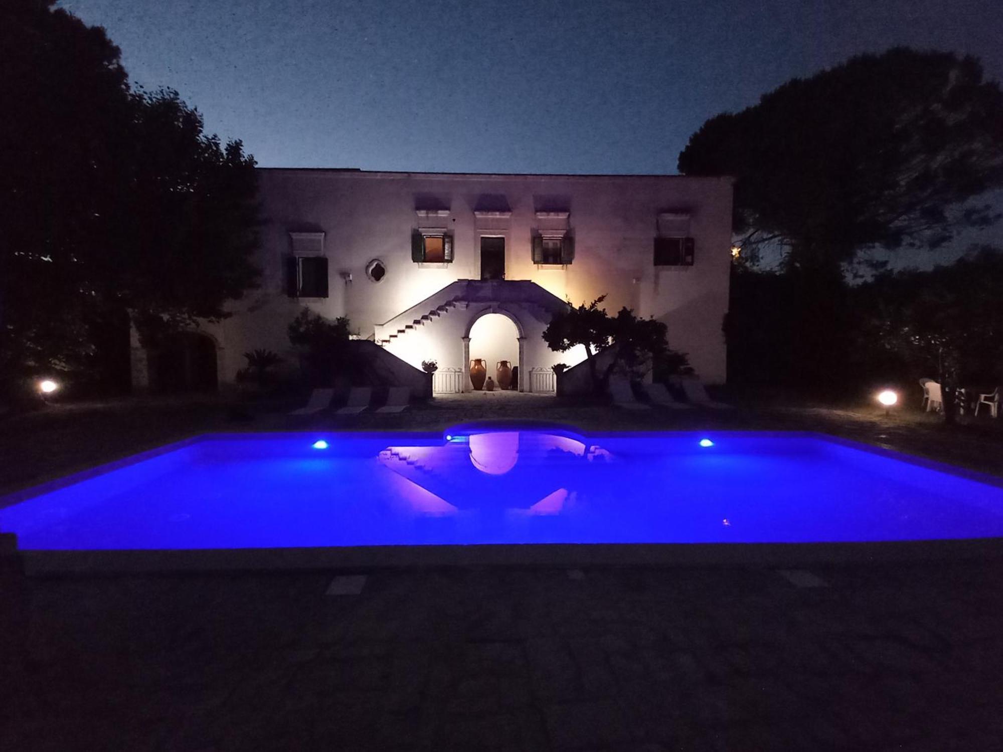 Masseria Incantamento Suite Bouganville Latiano Exterior photo